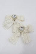 m petit by misako / ハートビジューリボンクリップ  アイボリー I-26-01-26-089-LO-AC-AS-ZI