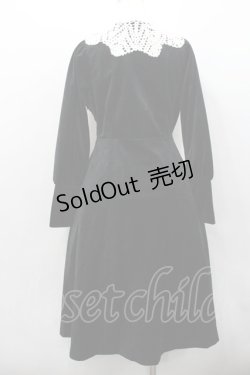 画像2: an another angelus / クロシェニットレース衿ベロアワンピース  ブラック I-26-01-31-052-CA-OP-SA-ZI