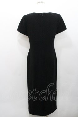 画像2: INGEBORG / キルティング切替半袖ワンピース  黒 I-26-01-31-077-LO-OP-SA-ZI