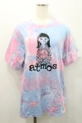 atmos / atmos pink × 楳図かずお 美少女 洗礼 TIE-DYE TEE BLUE  サックスｘピンク I-26-01-31-012-PU-TO-SA-ZI