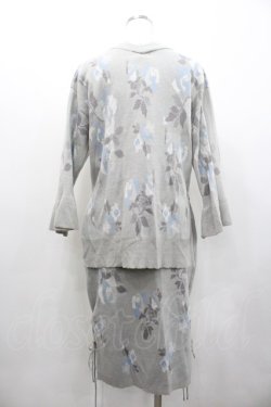 画像2: axes femme / フラワーニットトップス&スカートセットアップ  グレー I-26-02-01-052-AX-TO-SA-ZI