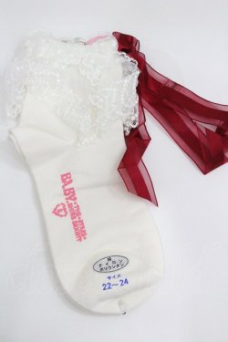 画像2: BABY,THE STARS SHINE BRIGHT / チュールレースのクルー丈ソックス  白Ｘ赤 I-26-02-01-121-BA-ZA-SA-ZI