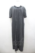 INGEBORG / レース襟デザインドット半袖ワンピース  ブラック I-26-02-06-070-LO-OP-SA-ZI
