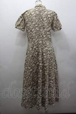 画像3: INGEBORG / 総花柄半袖前開きワンピース  ベージュ I-26-02-06-073-LO-OP-SA-ZI