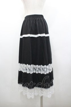 画像2: MARBLE / レース飾りティアードロングスカート  黒 I-26-02-06-092-GO-SK-AS-ZI