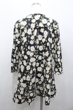 画像2: INGEBORG / 花柄Vネック胸元リボン長袖トップス 13号 ブラック I-26-02-06-012-LO-TO-SA-ZI
