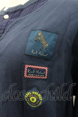 画像3: Karl Helmut / ワッペン&後ろロゴカットソー  ネイビー I-26-02-06-029-EL-TO-SA-ZI