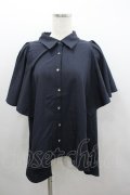 axes femme / ケープ風フレア袖ロングシャツ  黒 I-26-02-08-049-AX-BL-HR-ZI