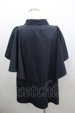 画像3: axes femme / ケープ風フレア袖ロングシャツ  黒 I-26-02-08-049-AX-BL-HR-ZI (3)