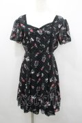 axes femme / コスメ柄ワンピース  黒 I-26-02-08-088-AX-OP-SA-ZI