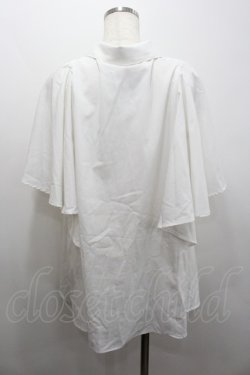 画像3: axes femme / ケープ風フレア袖ロングシャツ  白 I-26-02-08-001-AX-BL-HR-ZI