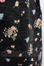 画像2: axes femme POETIQUE / フラワー刺繍ミニスカート  黒 I-26-02-08-113-AX-SK-SA-ZI (2)