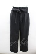 axes femme / ウエストベルトストレートパンツ  黒 I-26-02-08-123-AX-PA-HR-ZI