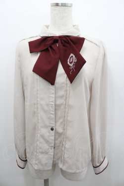 画像1: axes femme / ローズカメオ風刺繍リボンブラウス  ベージュＸボルドー I-26-02-08-020-AX-BL-SA-ZI