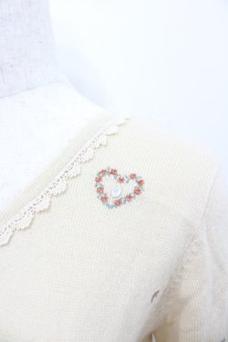 画像2: axes femme / 花刺繍ニットカーデ  アイボリー I-26-02-08-023-AX-TO-SA-ZI