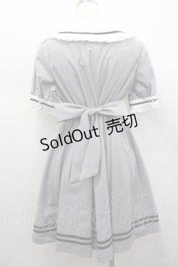 画像4: Amavel / リボン付きフリルセーラーカラー半袖ワンピース  グレーＸ白 I-26-02-13-077-CA-OP-SA-ZI