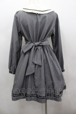 画像3: Amavel / リボン付きフリルセーラーカラーワンピース  グレー I-26-02-13-078-CA-OP-SA-ZI