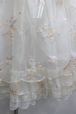 画像4: Stari Mas / フラワーブーケリボンブローチ付きジャンパースカート  白 I-26-02-13-091-LO-OP-SA-ZI