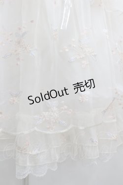 画像4: Stari Mas / フラワーブーケリボンブローチ付きジャンパースカート  白 I-26-02-13-091-LO-OP-SA-ZI