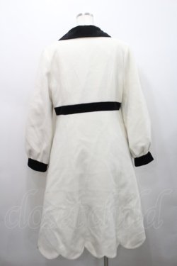 画像2: Melody BasKet / モノトーンスカラップコート  白ｘ黒 I-26-02-15-097-LO-CO-SA-ZI