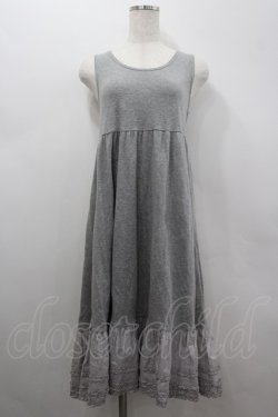 画像1: PINK HOUSE / 裾ピコフリルノースリーブカットワンピース  グレー I-26-02-18-058-LO-OP-SA-ZI