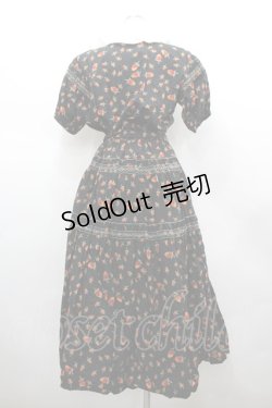 画像2: WONDERFUL WORLD / 苺pt&刺繍半袖ワンピース  ブラック I-26-02-18-071-LO-OP-SA-ZI