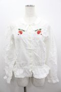 WONDERFUL WORLD / さくらんぼ刺繍長袖ブラウス  ホワイト I-26-02-18-010-LO-BL-SA-ZI
