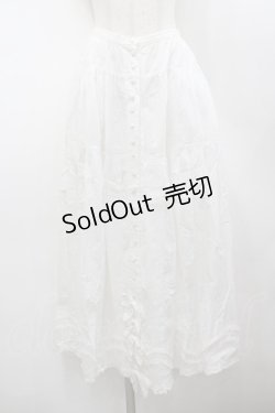 画像2: WONDERFUL WORLD / 裾5つリボン前開きスカート  ホワイト I-26-02-18-109-LO-SK-SA-ZI