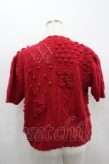 画像3: PINK HOUSE / フラワーモチーフパッチワーク半袖ニットカーディガン  レッド I-26-02-18-012-LO-TO-SA-ZI (3)
