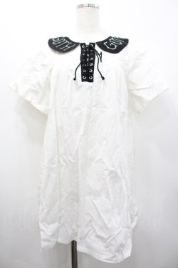 画像1: HELL CAT PUNKS / GOTH刺繍襟ミニワンピース  白Ｘ黒 I-26-02-20-055-PU-OP-SA-ZI