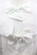 画像3: INGEBORG / 4つリボンケープ風半袖ブラウス  白 I-26-02-20-021-LO-BL-SA-ZI (3)
