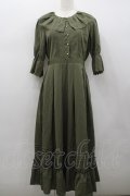 Amavel / Classy Ladyフリルロングワンピース  カーキ I-26-02-23-075-CA-OP-SA-ZI
