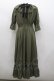 画像3: Amavel / Classy Ladyフリルロングワンピース  カーキ I-26-02-23-075-CA-OP-SA-ZI (3)