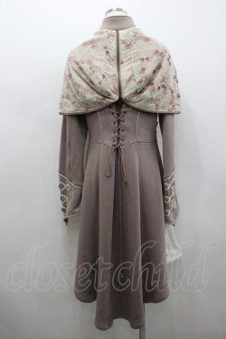 画像4: Ozz Croce / ケープ風デザインロングコート  ベージュ I-26-02-25-041-OO-CO-SA-ZI