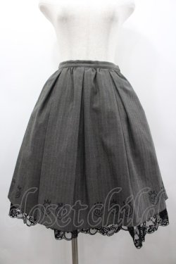 画像1: MIHO MATSUDA / ドクロクラウンプリントスカート  グレーＸ黒 I-26-02-25-085-GO-SK-SA-ZI