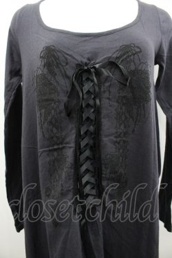 画像2: BPN / フロント編み上げ&サイドレースプリントカットソー  グレーＸ黒 I-26-02-25-011-GO-TO-SA-ZI