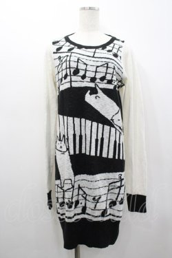 画像1: MINT NeKO / 音符柄ニットロングトップス  白Ｘ黒 I-26-02-25-023-HN-TO-SA-ZI