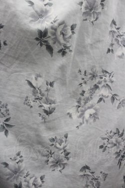 画像3: Maison de FLEUR Ayaka Sasaki / フラワープリントワンピース  グレー I-26-02-28-075-LO-OP-SA-ZI