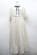m petit by misako / 梨地水玉切り替えワンピース 4L 中白 I-26-02-28-076-LO-OP-SA-ZI