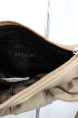 画像3: INGEBORG / レザーリボンショルダーバッグ  ベージュ I-26-02-28-151-LO-BG-SA-ZTK047 (3)
