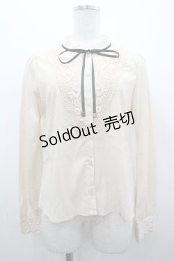 画像1: axes femme / リボン付きレース使いブラウス  生成り I-26-02-28-021-AX-BL-SA-ZI