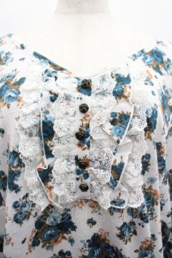 画像3: axes femme / 薔薇柄ドルマントップス  白Ｘ青 I-26-02-28-022-AX-TO-SA-ZI