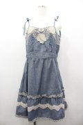 axes femme / レースフリルキャミワンピース  ブルーＸ生成り I-26-03-02-038-AX-OP-SA-ZI