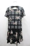 画像2: axes femme / チェック花柄タックチュニ M 黒 I-26-03-02-071-AX-TO-TE-ZI (2)