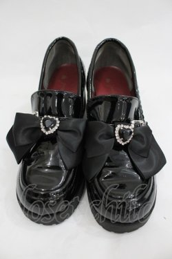 画像1: Amavel / ハートビジュー付きローファーパンプス  ブラック I-26-03-05-009-CA-SH-SA-ZI