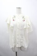 axes femme / ミックスフルーツ刺繍ブラウス  アイボリー I-26-03-06-001-AX-BL-SA-ZI