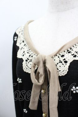 画像2: axes femme / パール&ビジューフラワープルオーバー M クロ I-26-03-06-035-AX-TO-SA-ZI