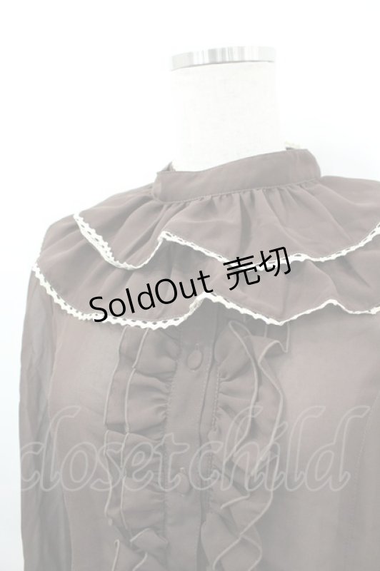 画像2: metamorphose / シフォン襟フリルブラウス  ブラウン I-26-03-06-068-ME-BL-SA-ZI (2)