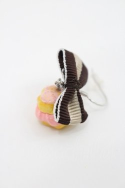 画像2: Emily Temple cute / プチシュー片耳ピアス  ピンクＸブラウン I-26-03-08-066-ET-AC-SA-ZI