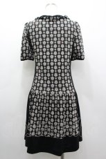 画像2: DOLLY GIRL / 切替ワンピース  黒 I-26-03-12-060-LO-OP-TE-ZI (2)